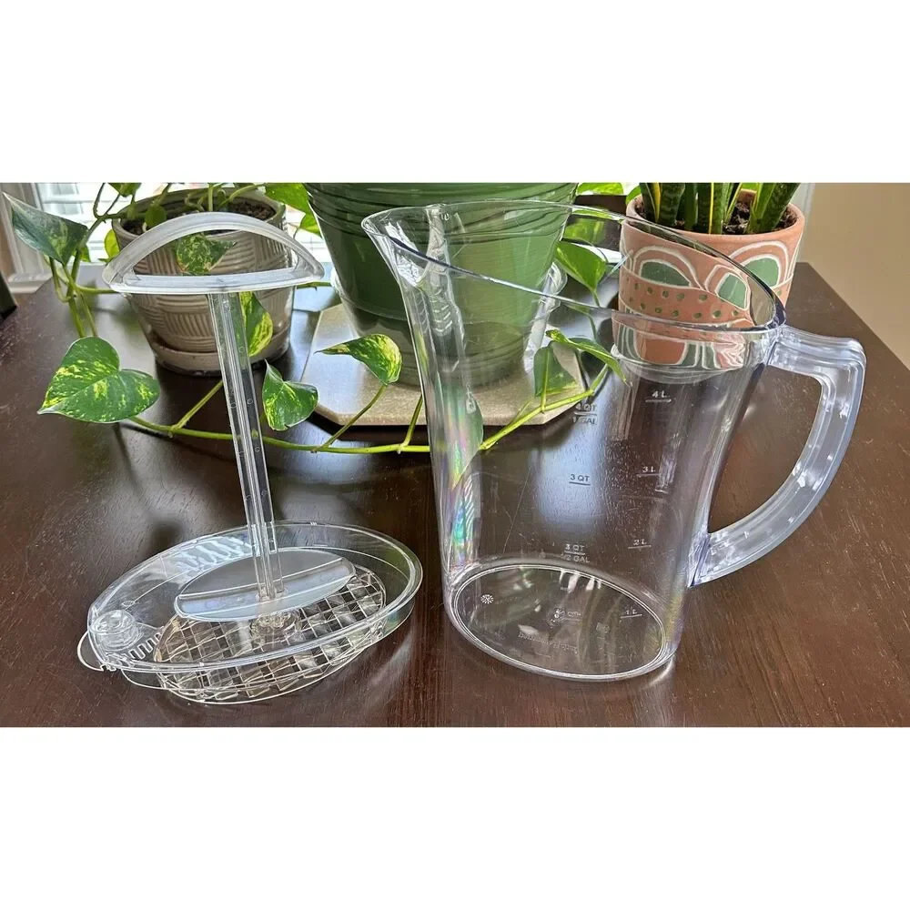 Pampered Chef Quick-Stir Pitcher 2 - 4 Qt (upto 1 Gal) w/ Mixing Plunger